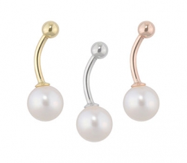 Bauchnabelpiercing mit Perle