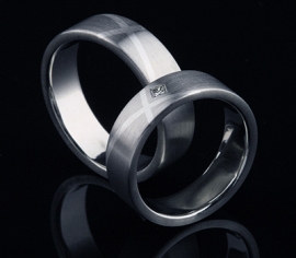 Hochzeitsringe mit Diamant